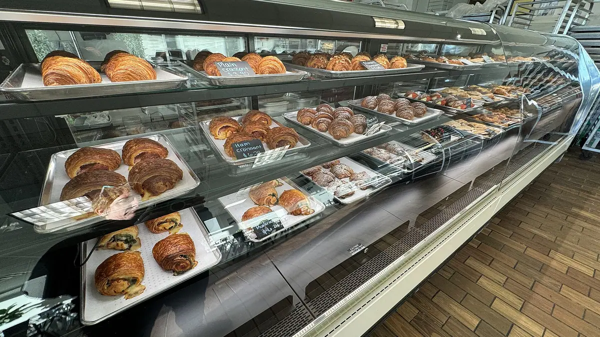 Little Dessert Shop Stoke – patisserie in Hanley town centre